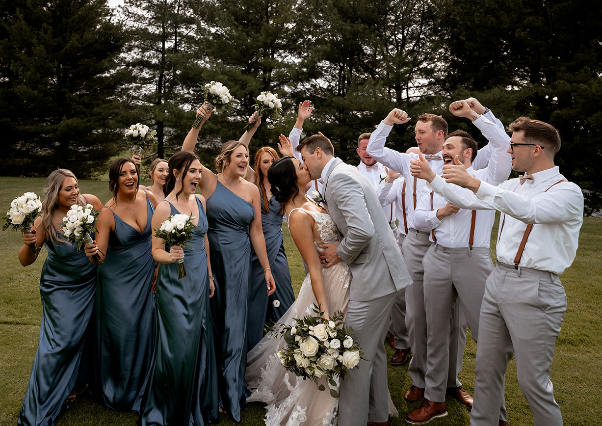 Pittsburgh summer wedding bridal party portraits