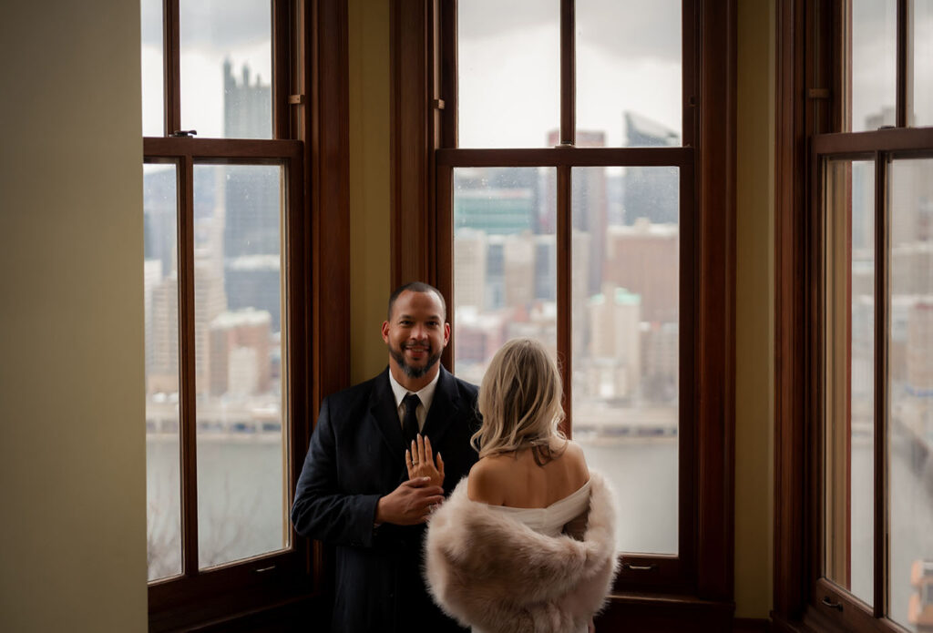 Bride and Groom at Pittsburgh Duquesne incline