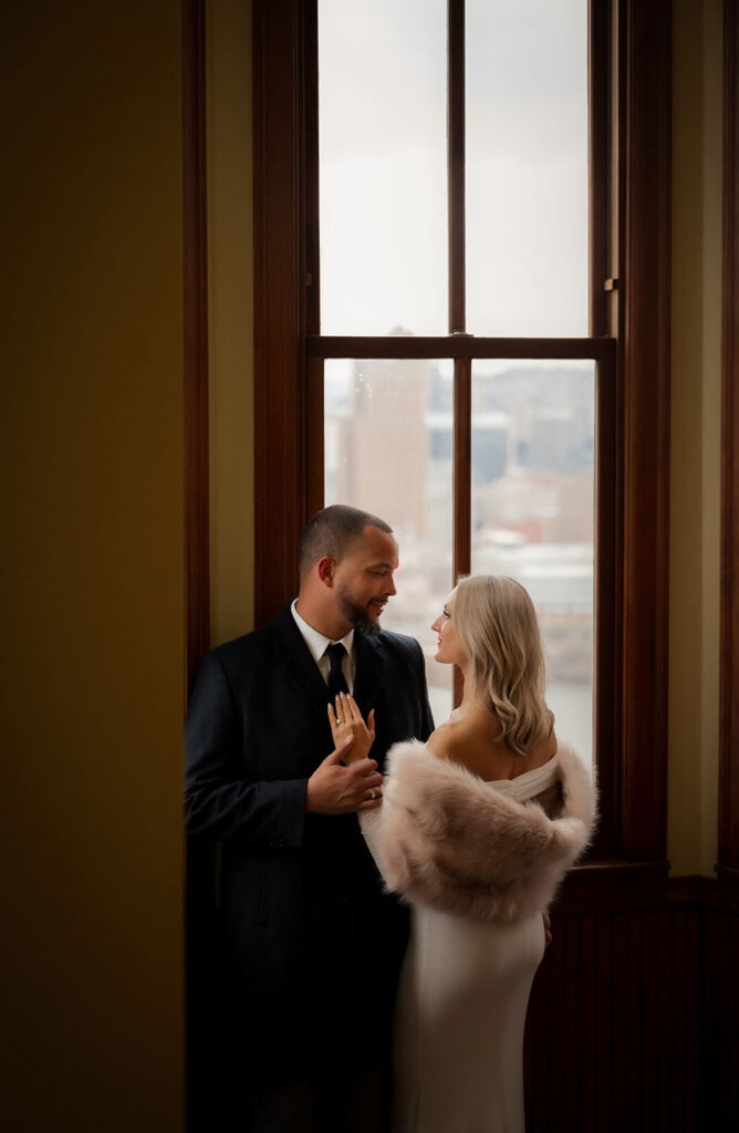 Couple Looking at Each other at Duquesne incline in Pittsburgh