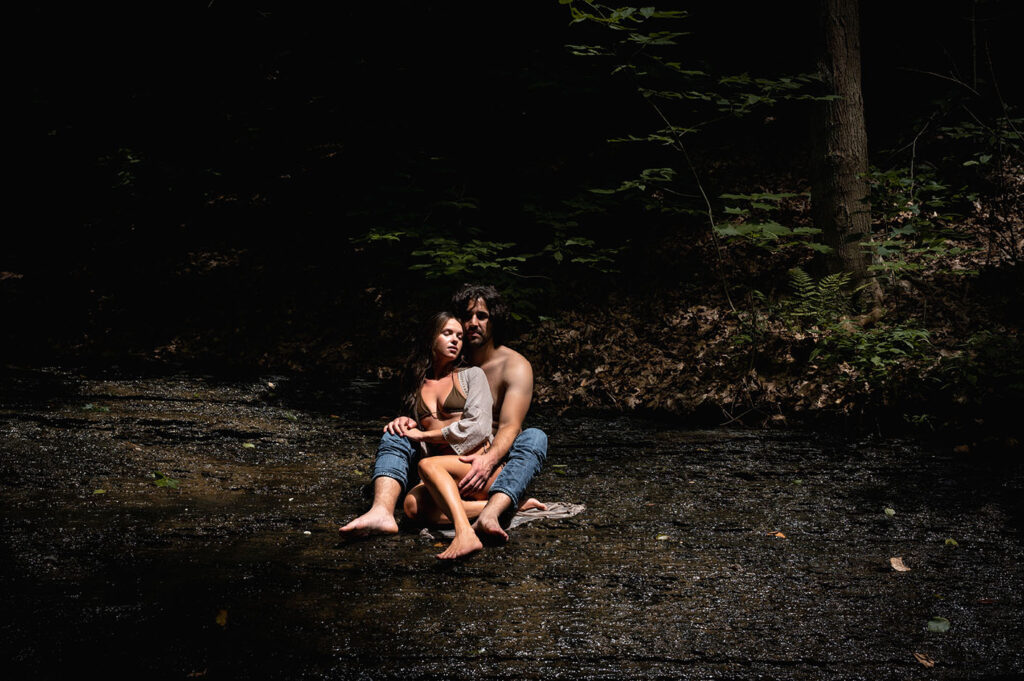 Couple sitting in Fall Run Park in Pittsburgh