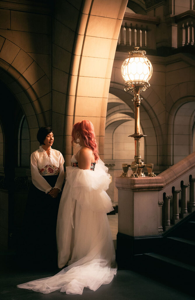 Bride talks to her mom before her wedding in Allegheny County Courthouse