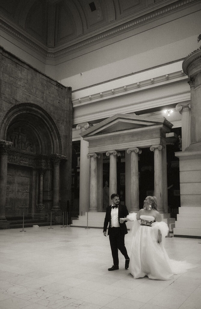 BW Bride and Groom in Hall of Architecture at Carnegie Museum