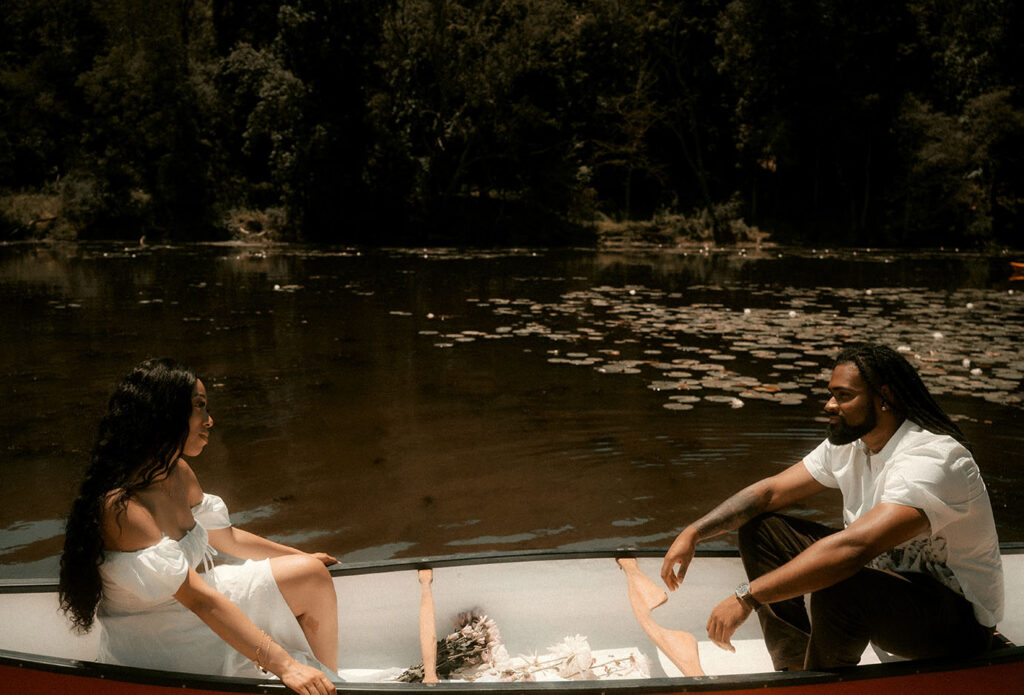 Boat photos of couple inspired by the notebook film