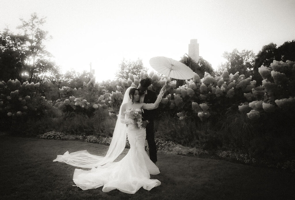 BW Vintage Bride and Groom at Phipps Wedding