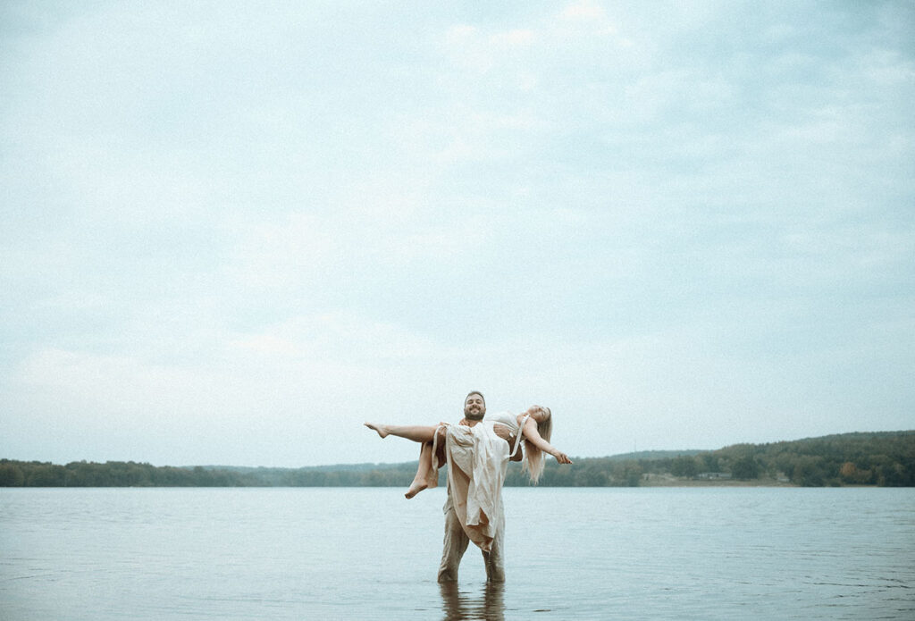 Romantic Engagement at Moraine State Park