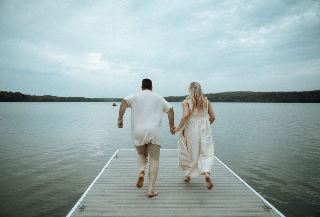 Romantic Engagement at Moraine State Park