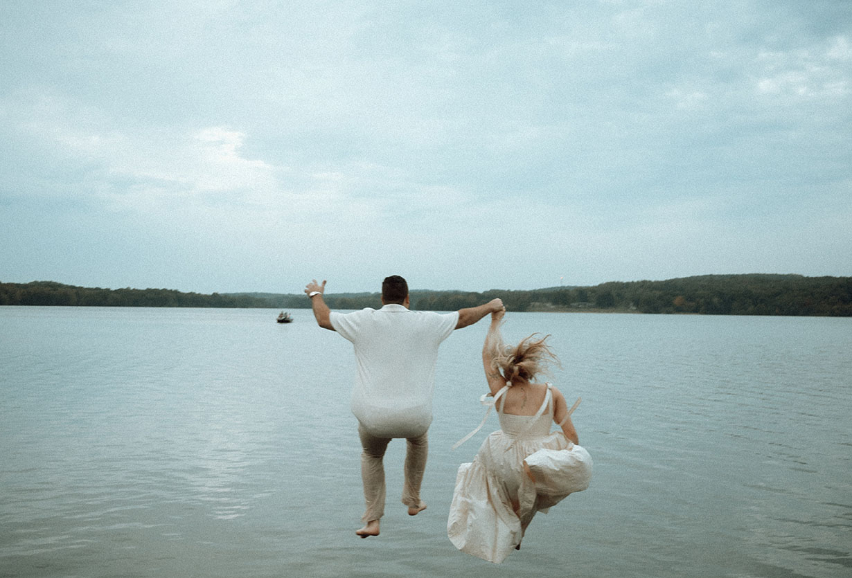 Romantic Engagement at Moraine State Park