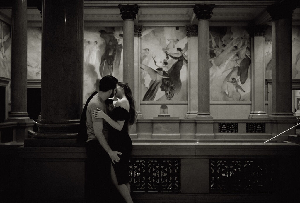 Couple Kiss at Carnegie Museum of Art