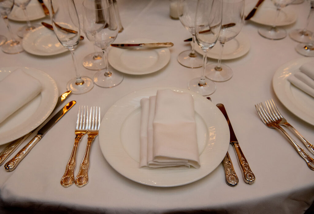 Wedding Decor at The Duquesne Room in Duquesne Club