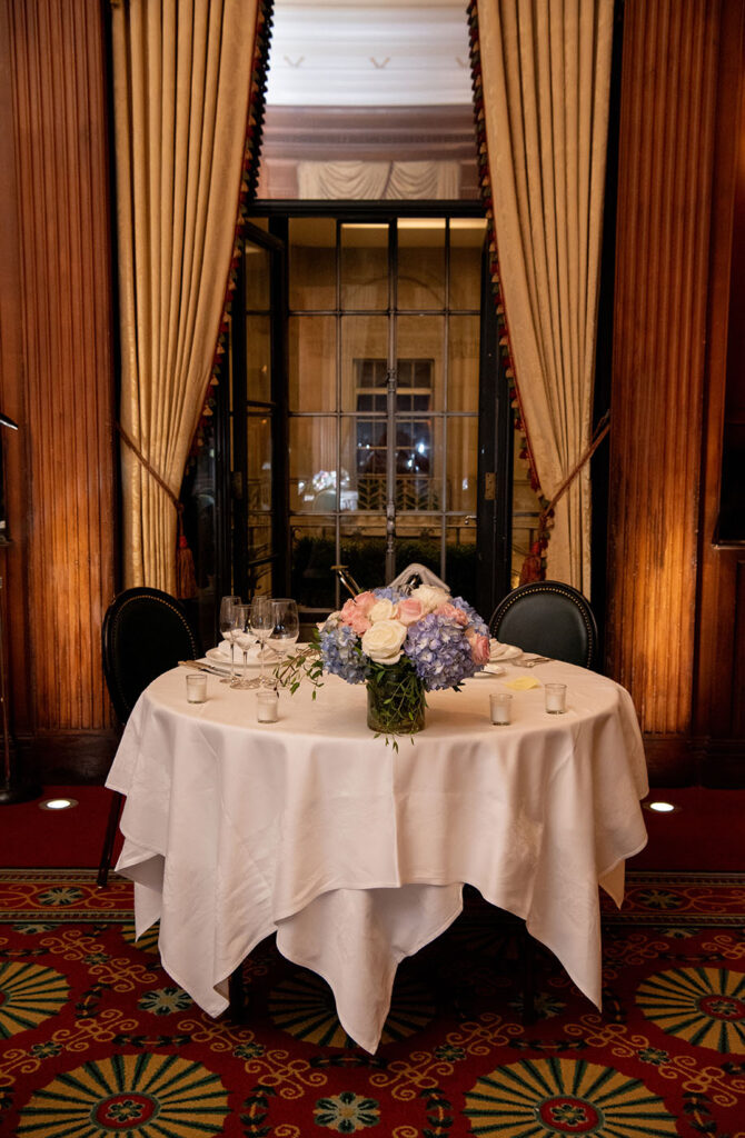 Wedding Decor at The Duquesne Room in Duquesne Club