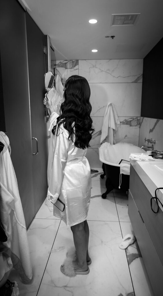 BW Bride at the Oaklander Hotel