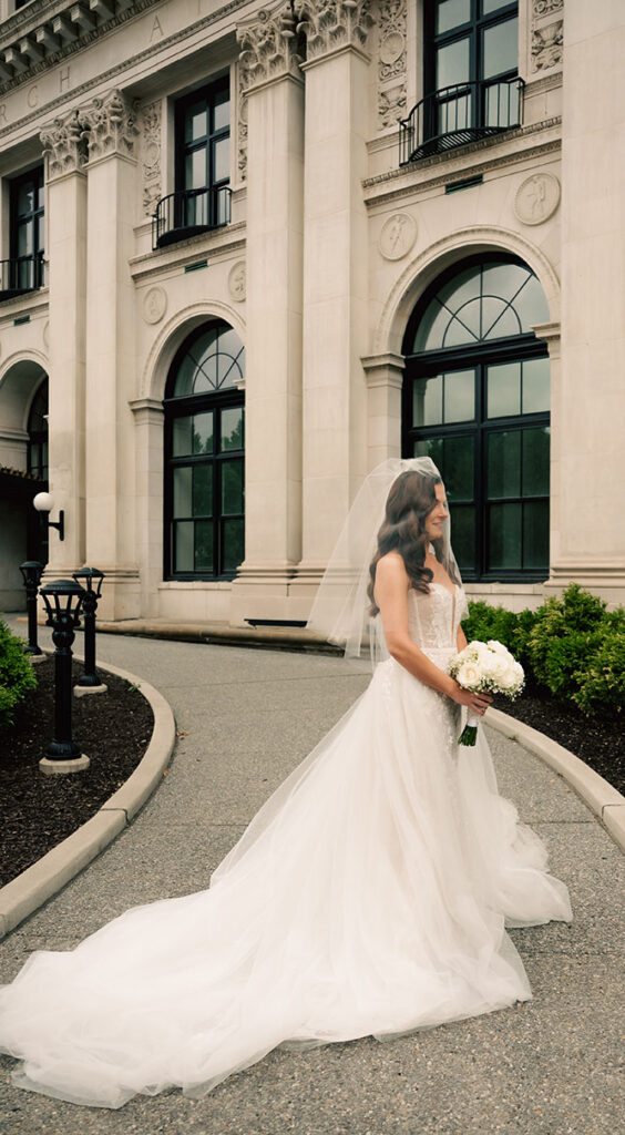 Classy Bride holding her bouquet in Oakland Wedding