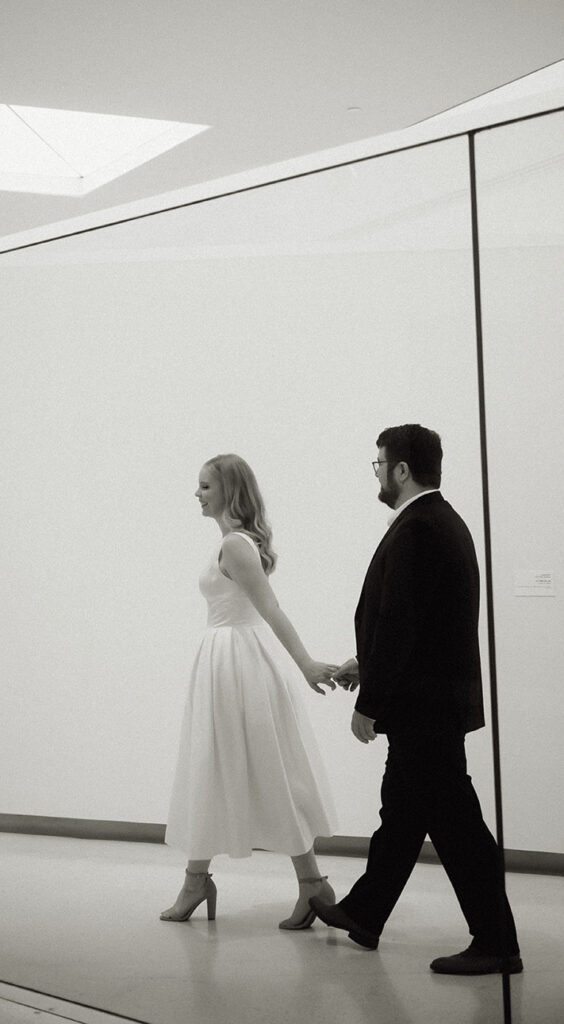 BW Couple Walking down Carnegie Museum of Art 