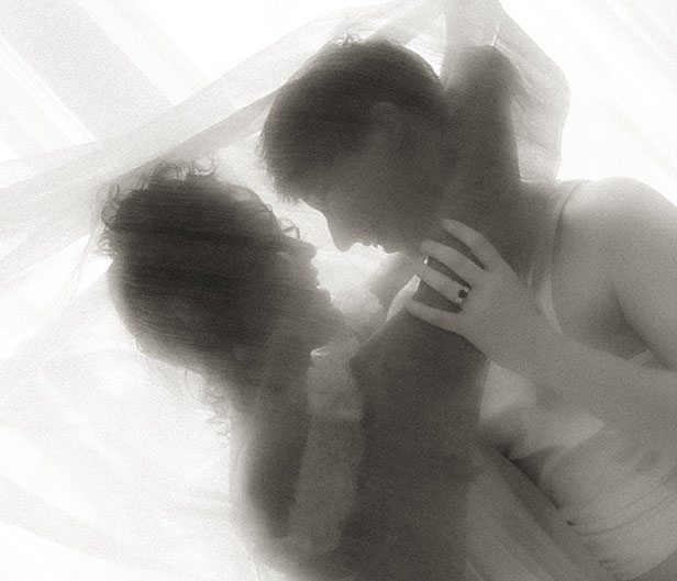 BW Couple Boudoir facing each other