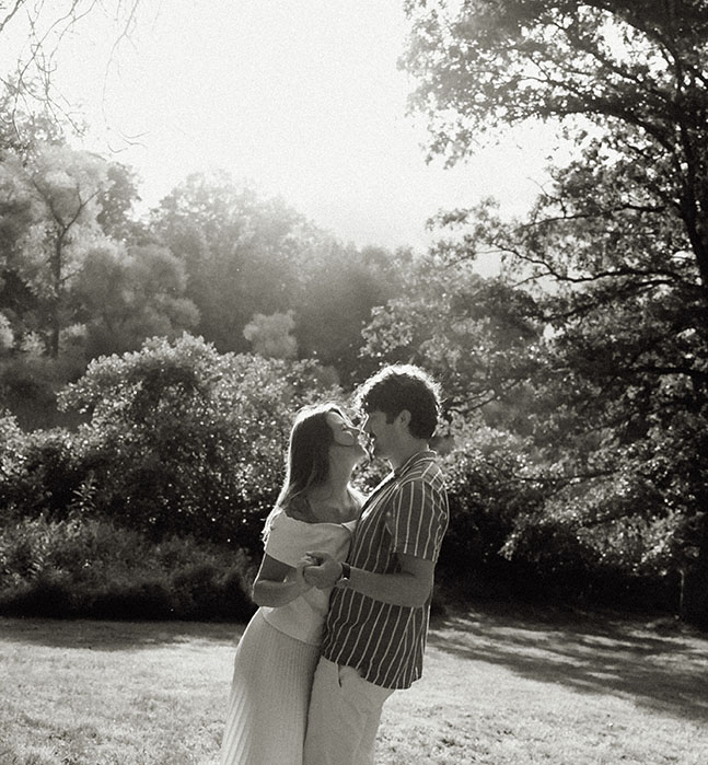 Storytelling wedding photography