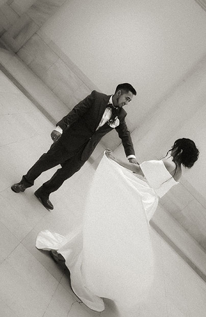 Bride and Groom at Hall of Sculpture Wedding