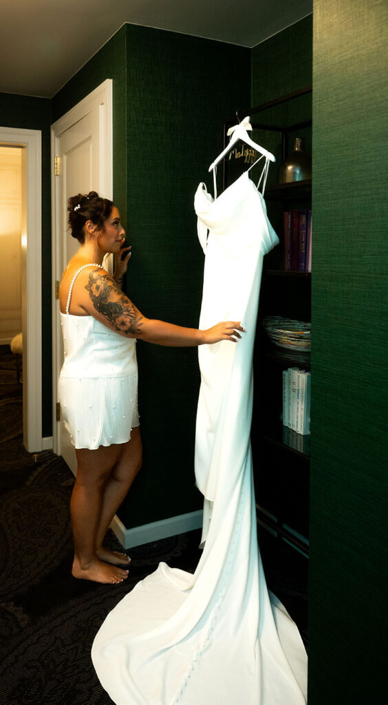 Bride getting ready at Hotel Monaco in Pittsburgh