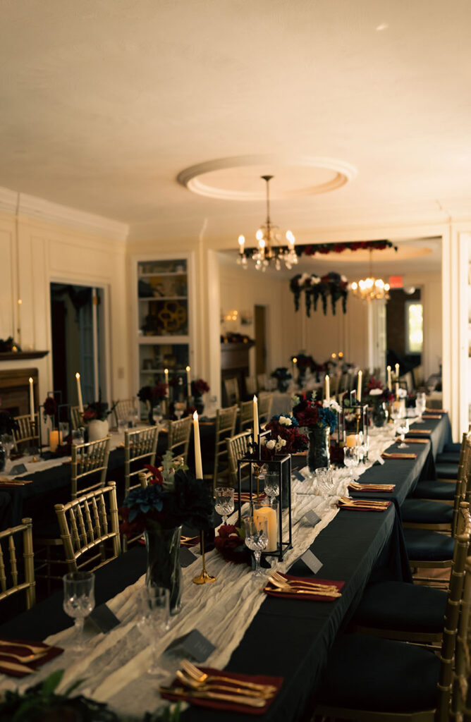 Moody fall wedding details with black and purple theme