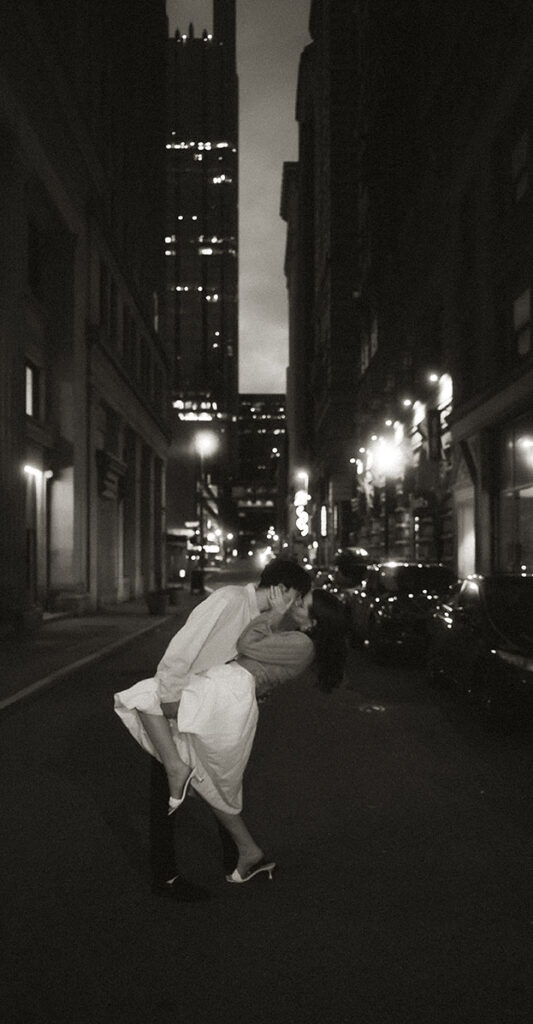 Downtown Pittsburgh Couple Dip in Downtown