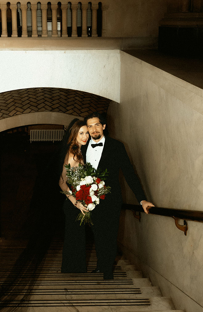 Pittsburgh courthouse wedding ceremony inside a historic landmark