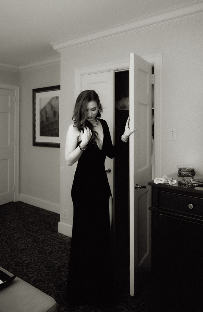 Bride getting ready at the Omni William Penn Hotel in Downtown Pittsburgh for an intimate wedding