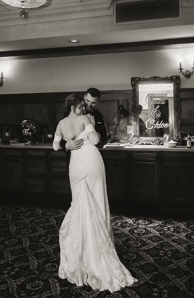 Wedding table styling at Skytop Lodge for intimate winter celebration