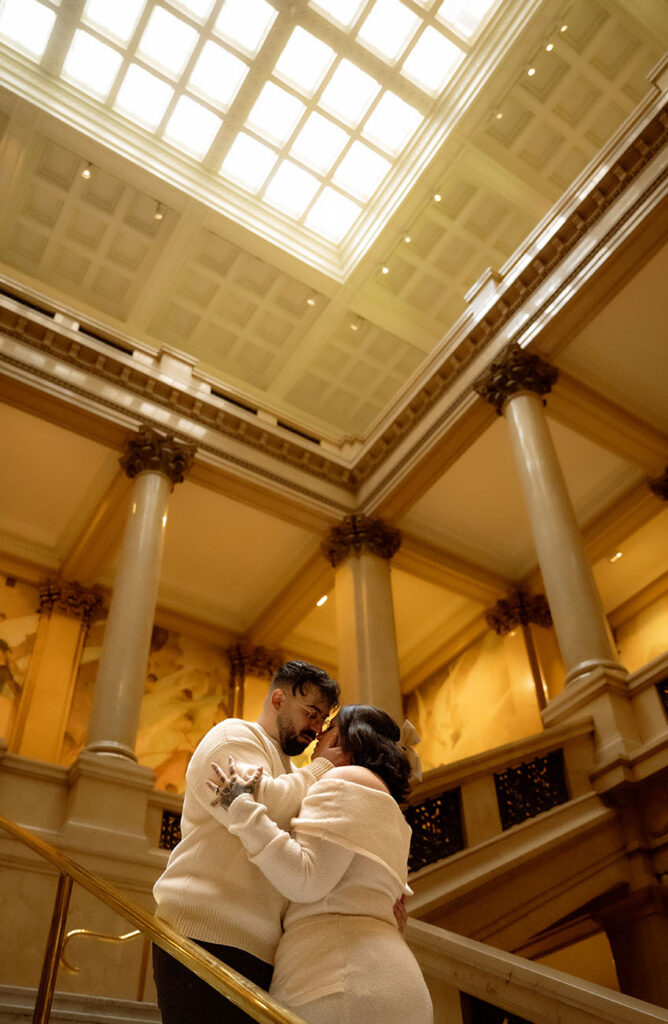 Close up of couple at Carnegie Museum of Art