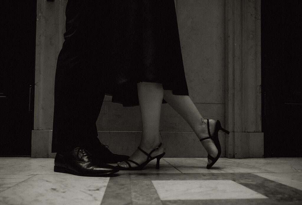 candid engagement photos Pittsburgh close up at Carnegie Museum