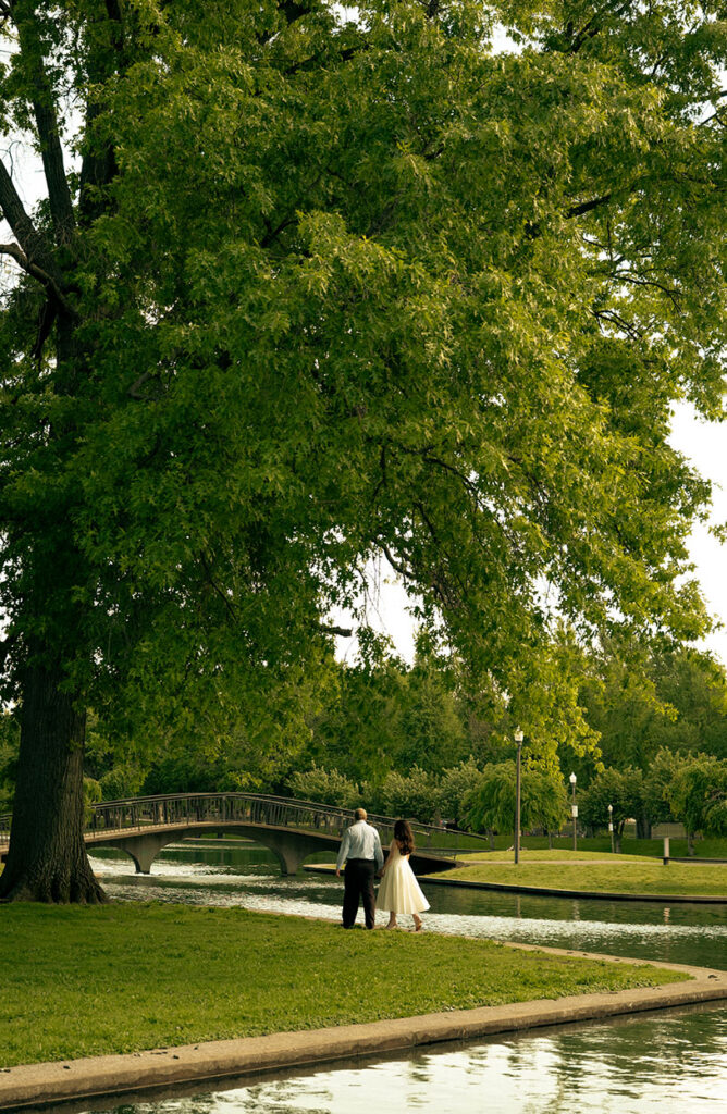 Romantic Pittsburgh engagement session in historic city park